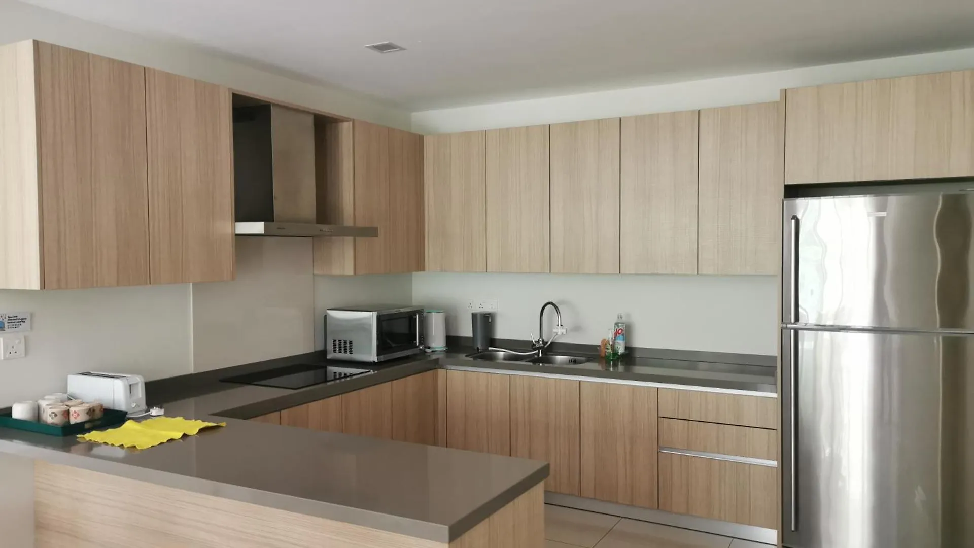 Ipoh Haven Central Lakeview Suite 3Rooms 3-8Pax